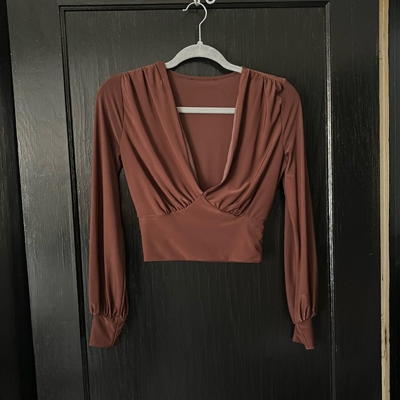 brown blouse - Picture 1 of 2